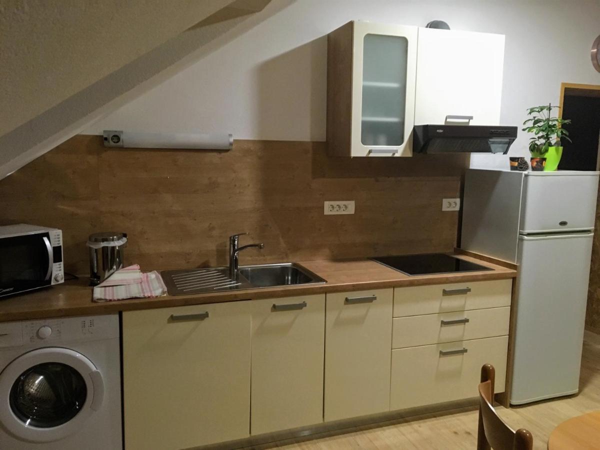 Apartments Pri Bostjanovcu Gorenja Vas  Exteriör bild